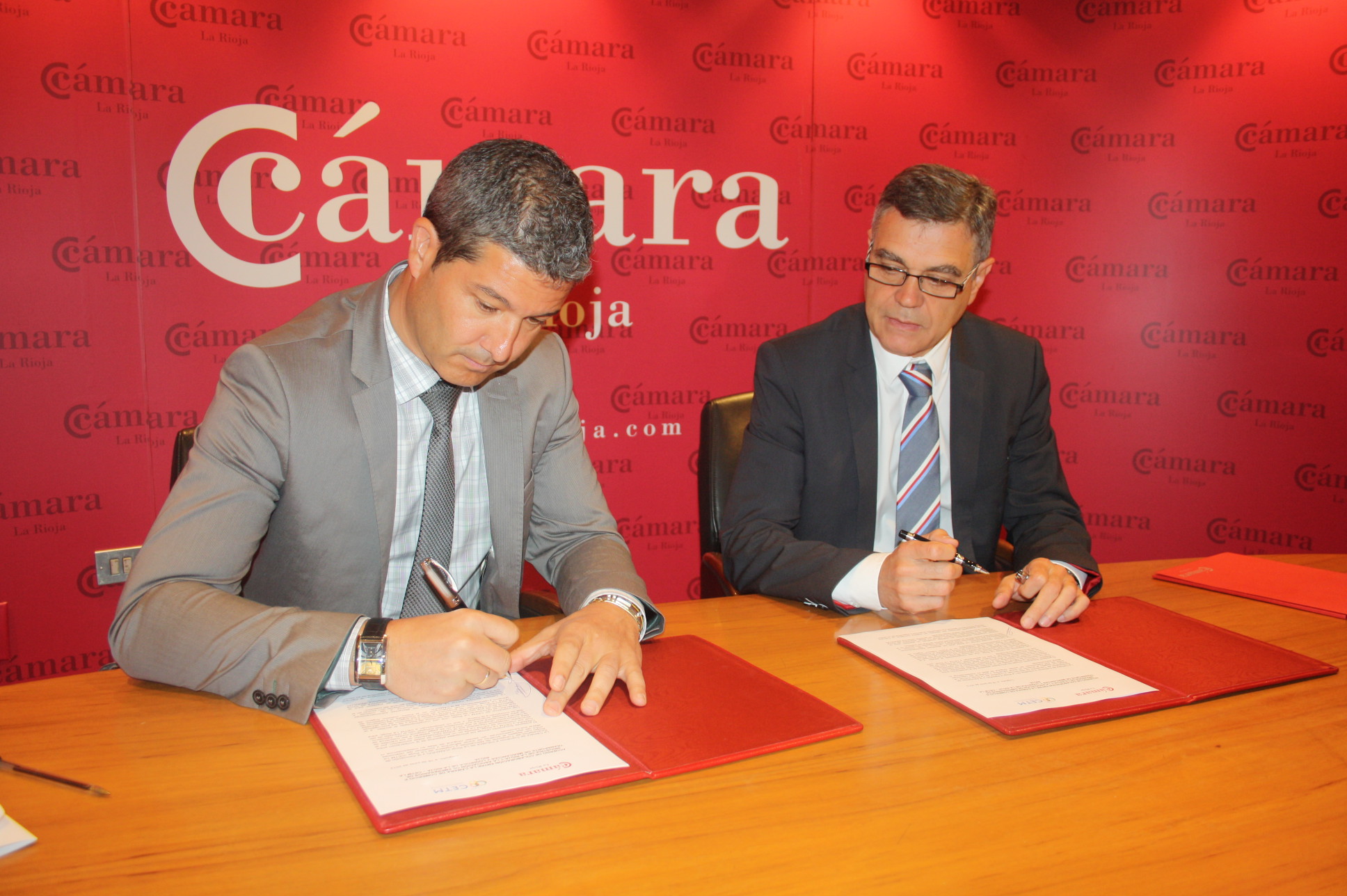Cámara y CETM anuncian la creación de un Cluster de empresas de Transporte y Logística en La Rioja